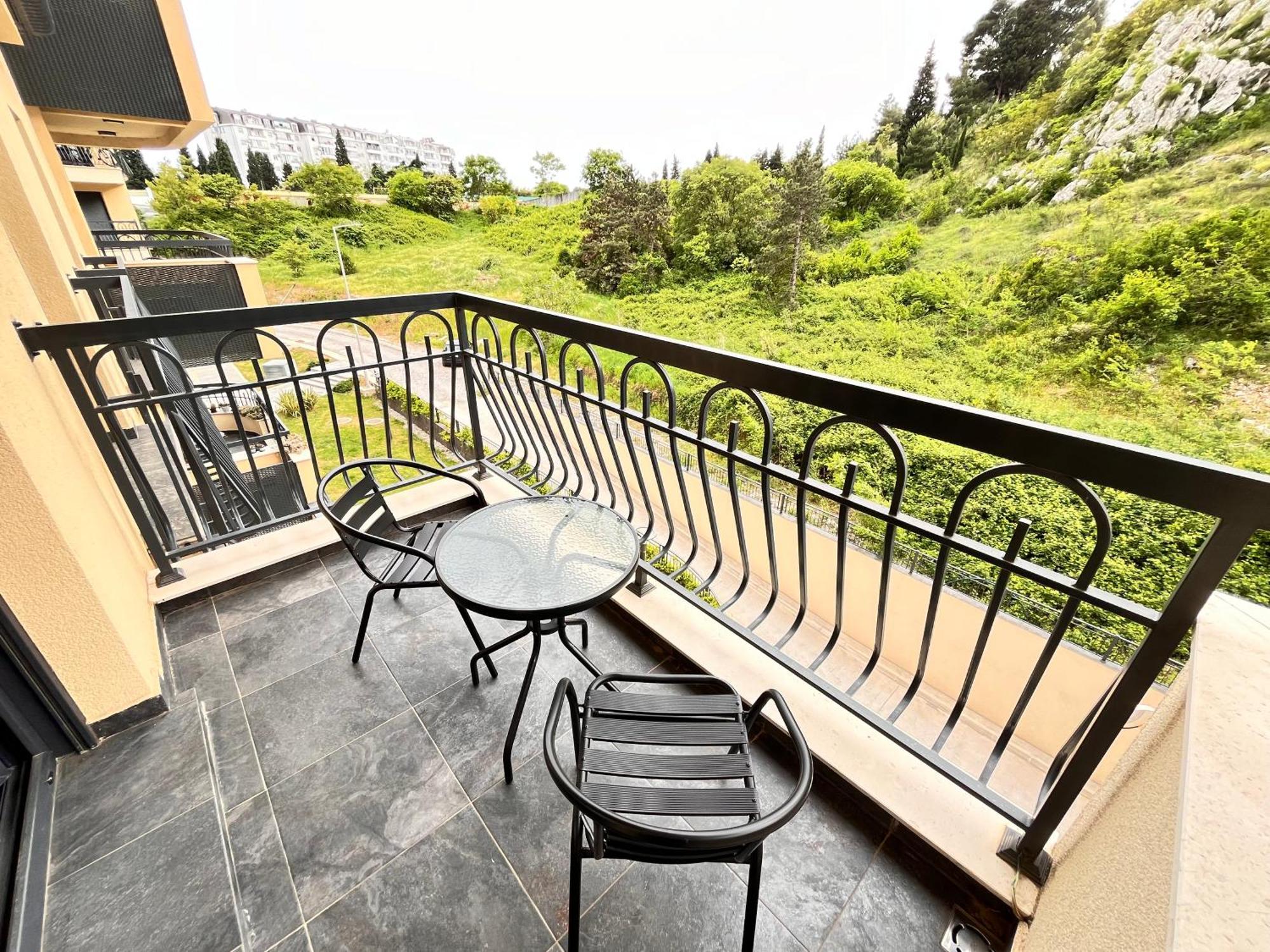 Apartments Tulip פודגוריצה מראה חיצוני תמונה